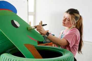 A flex student painting