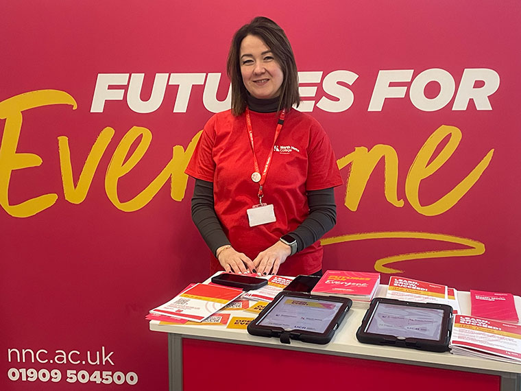 North Notts College Student Ambassador Mariam