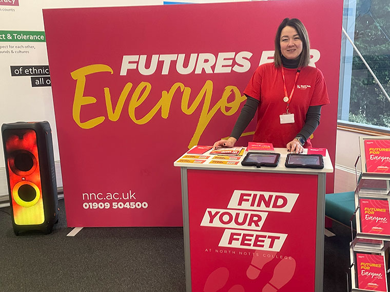 North Notts College Student Ambassador Mariam