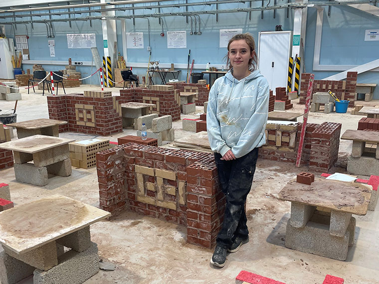 Pheobe Powell claimed 2nd prize at the Guild of Bricklayers competition 2025