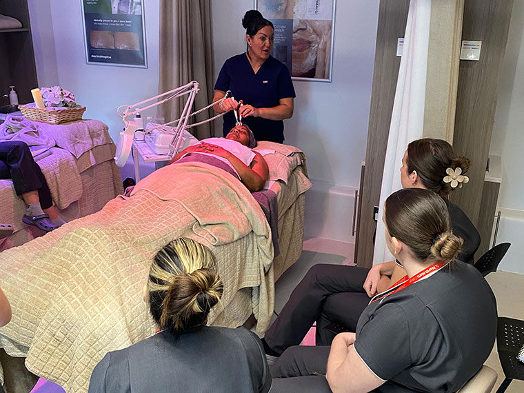 Beauty Therapy students shown electrotherapy