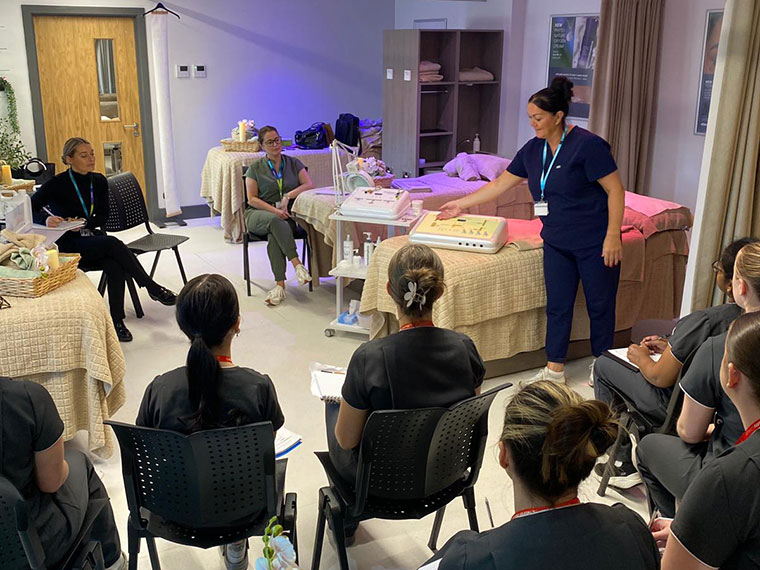Beauty Therapy students shown electrotherapy